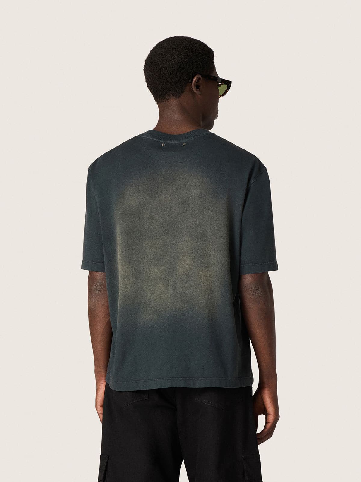 Unisex T-shirt in black cotton jersey with embroidered logo