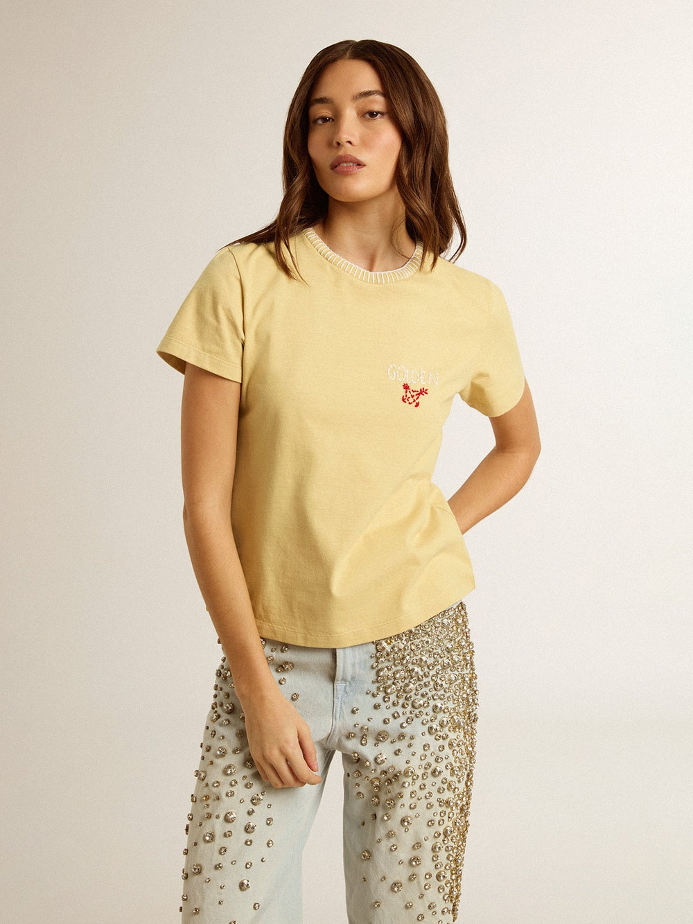 Women's T-shirt in cotton jersey with embroidery on the neck and heart
