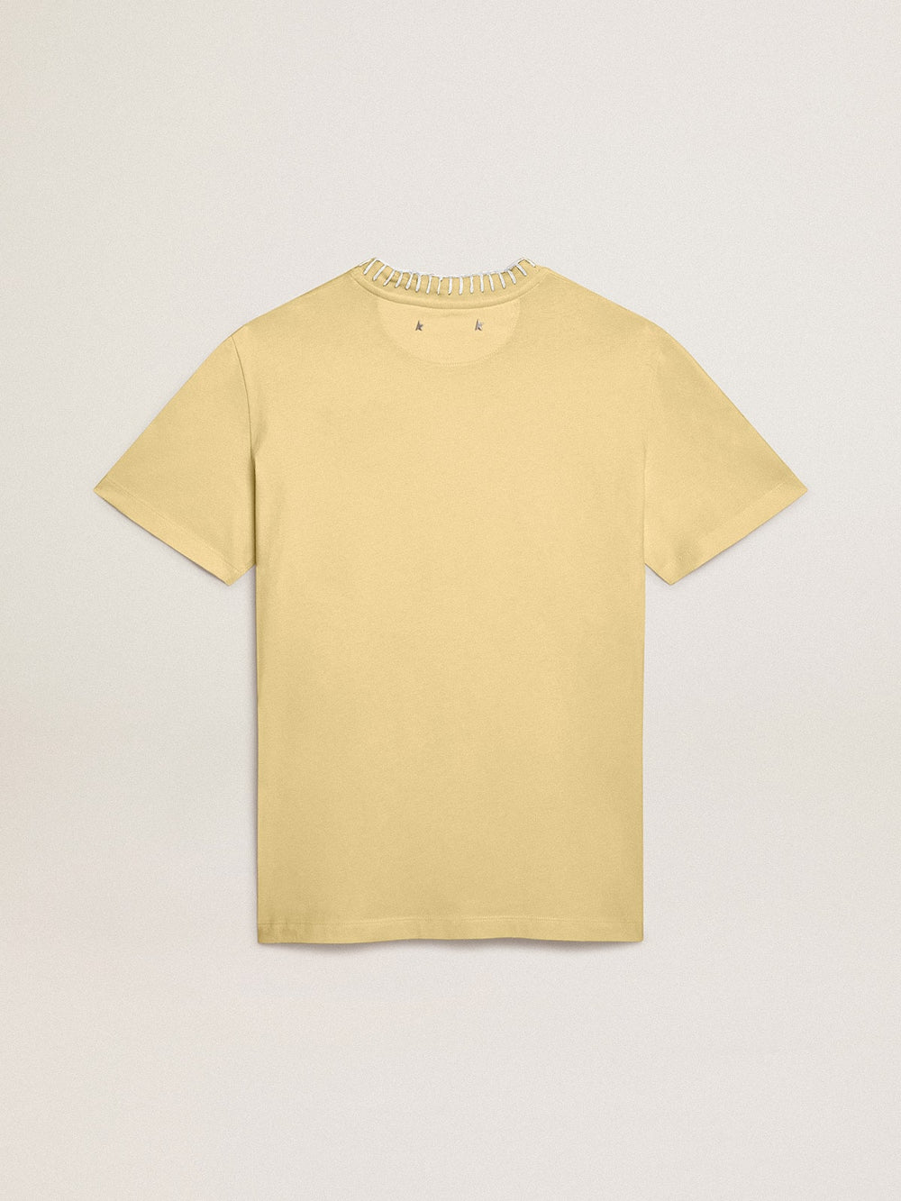 Women's T-shirt in cotton jersey with embroidery on the neck and heart