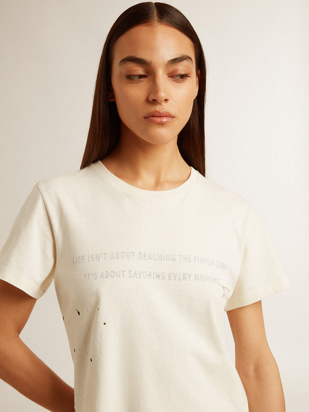 Women's aged white cotton T-shirt with print and embroidery