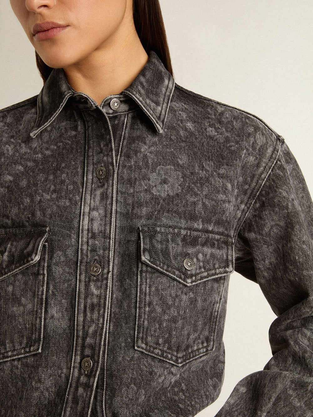 Women's black denim shirt with ton sur ton floral pattern