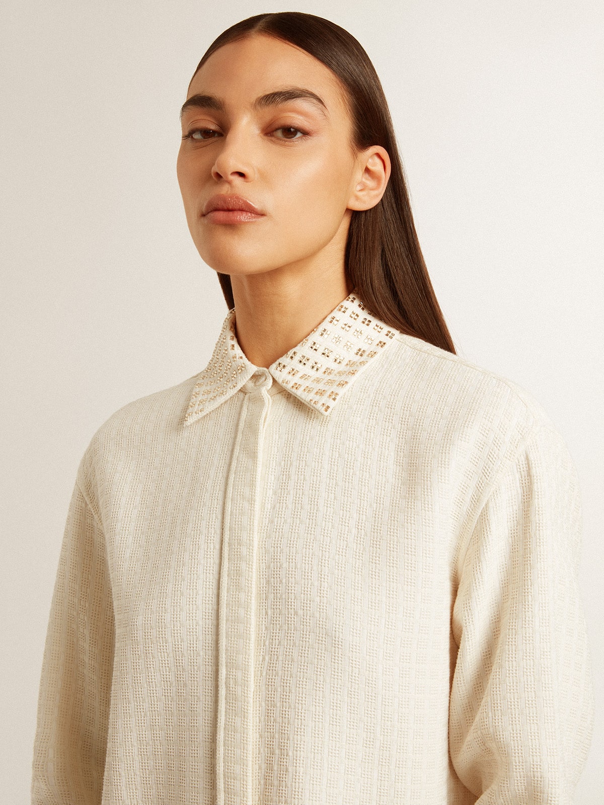 Women's viscose and cotton blend shirt with crystal-embellished collar