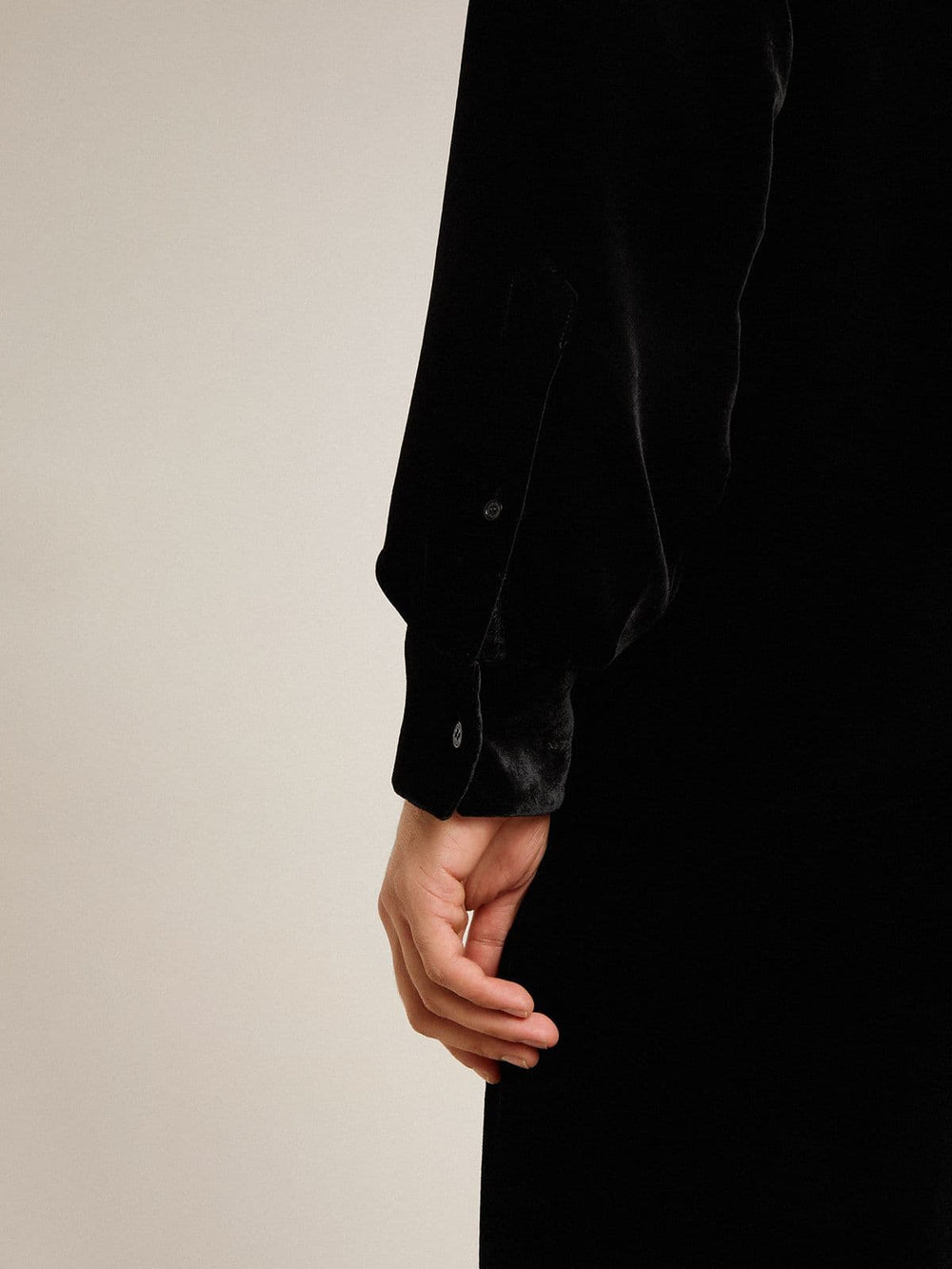 Velvet-effect black shirt with embroidery