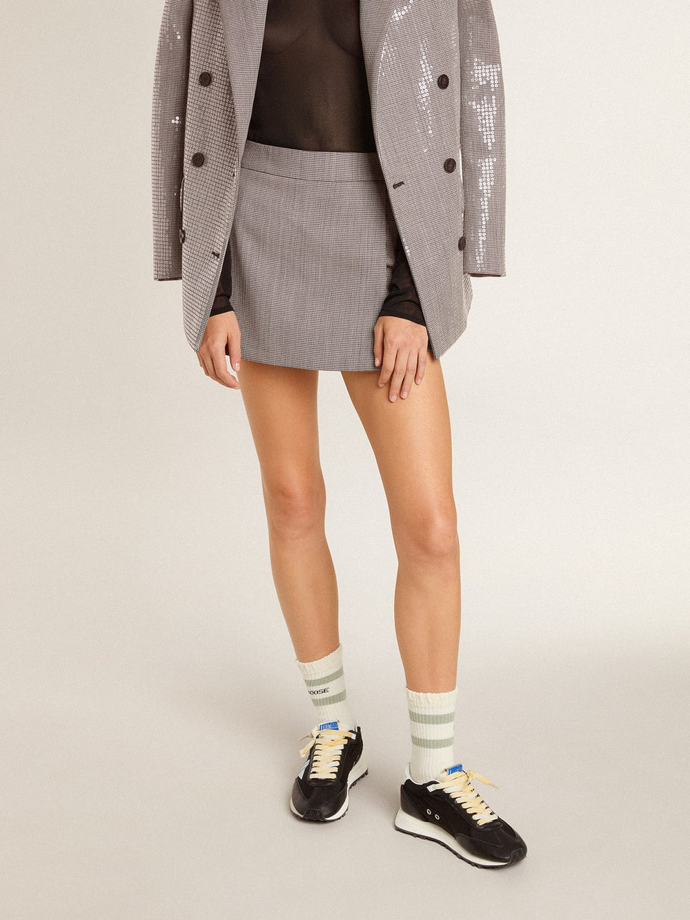 Women's gray mini shorts in houndstooth wool
