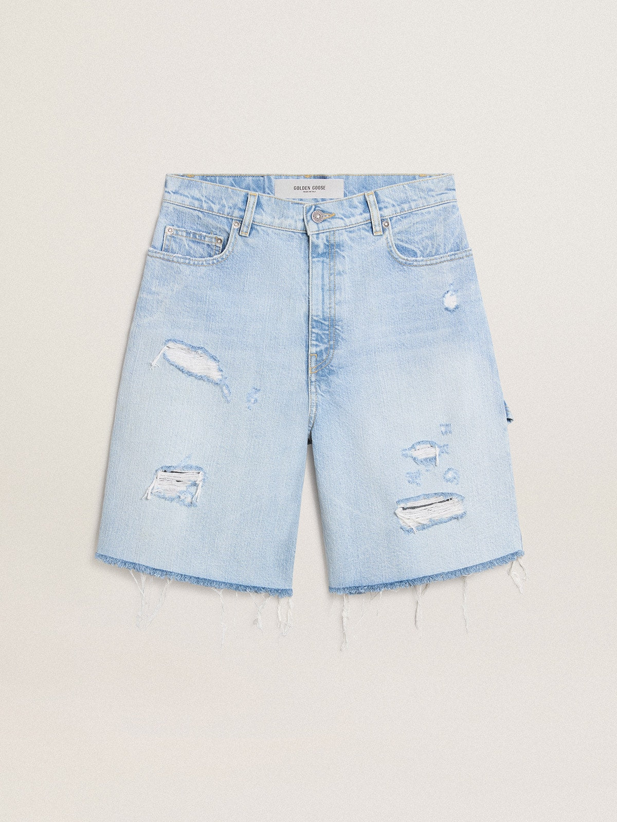 Women's Bermuda shorts in lived-in effect denim