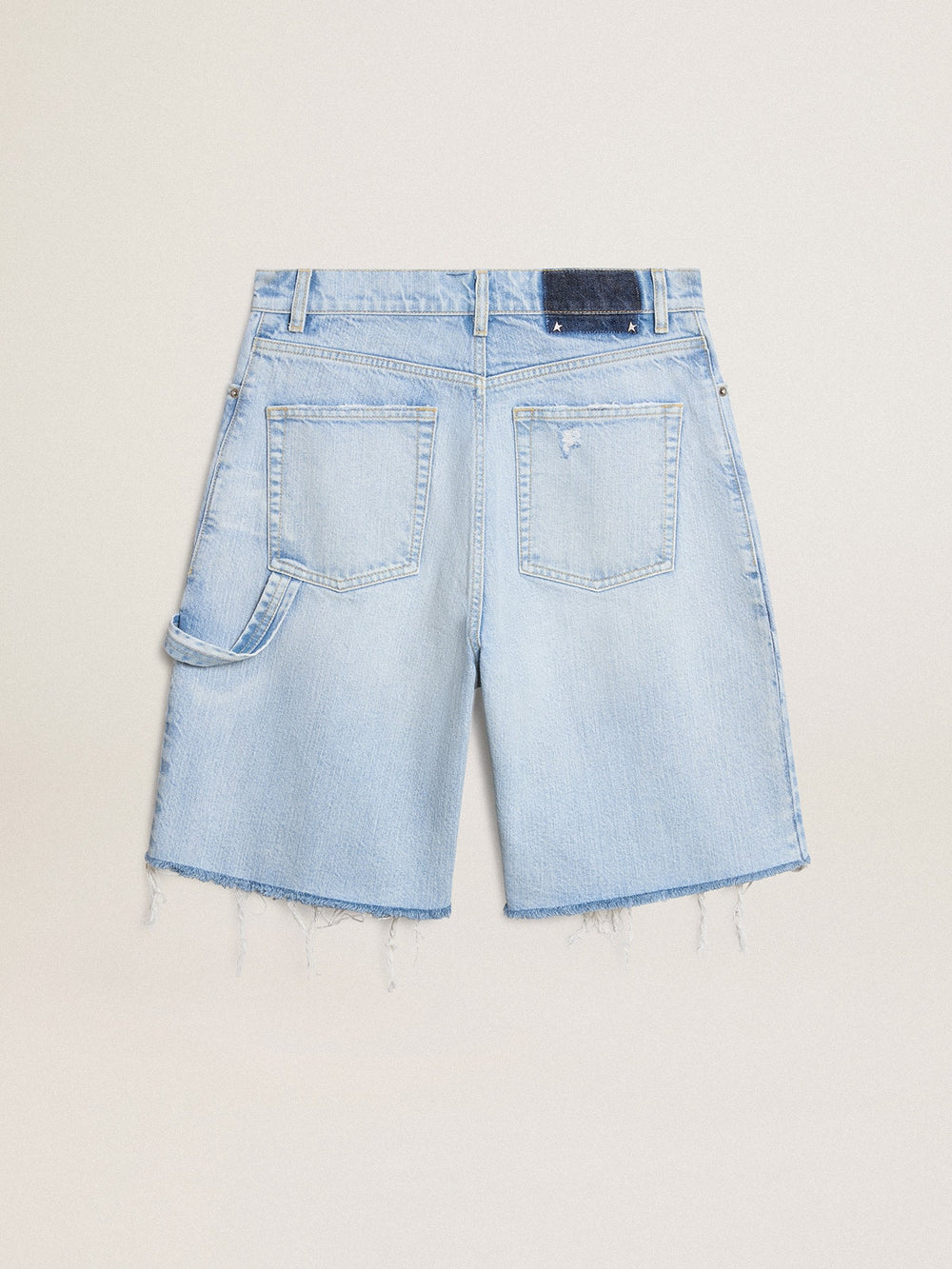 Women's Bermuda shorts in lived-in effect denim