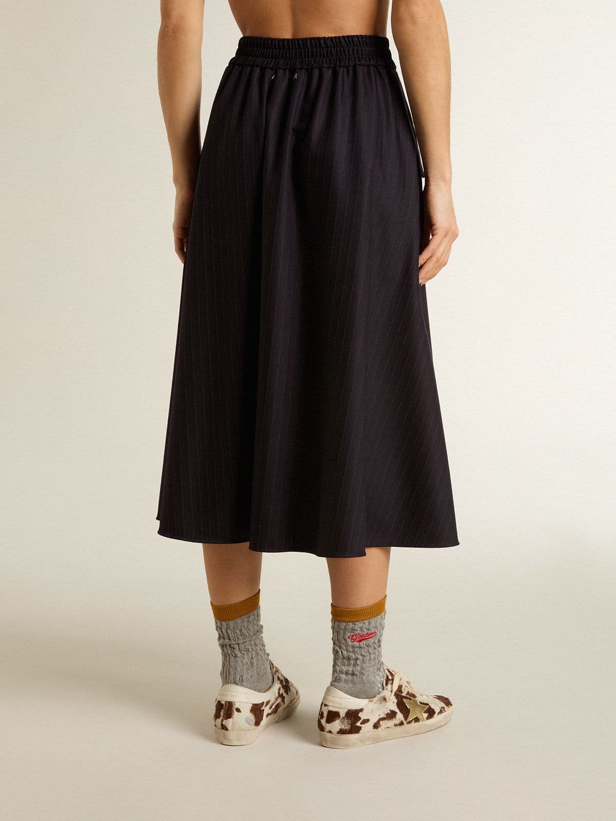 Women’s midnight blue wool skirt