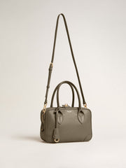 Vita Bag in sage-green leather with gold details