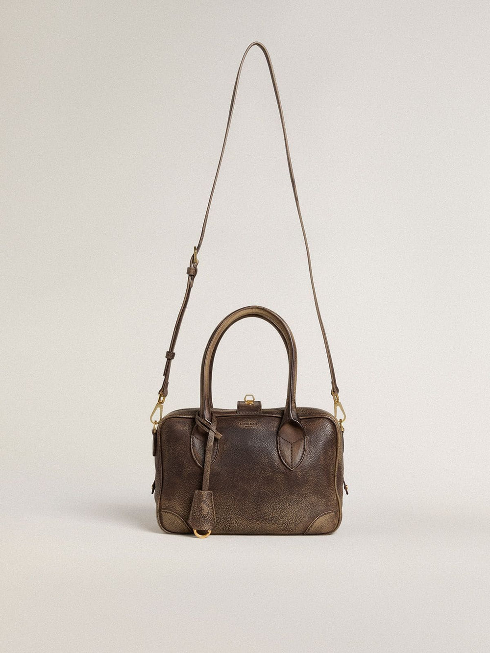 Vita Bag in brown vintage leather with gold details