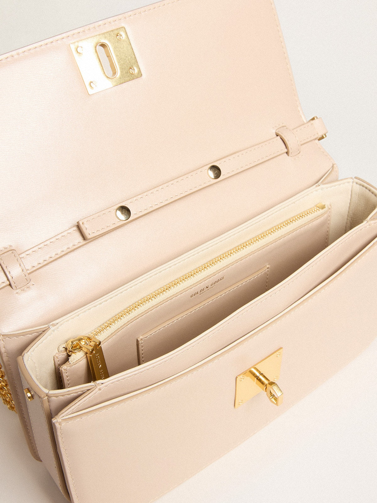 Gioia Bag in pale pink boarded leather with gold details