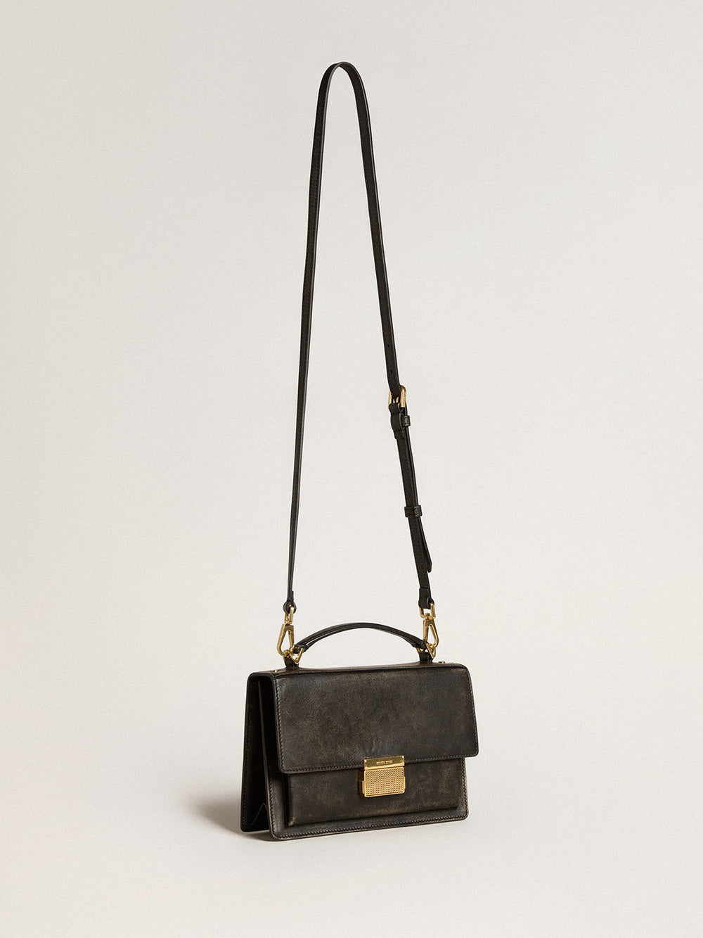 Venezia Bag in black distressed leather with gold details