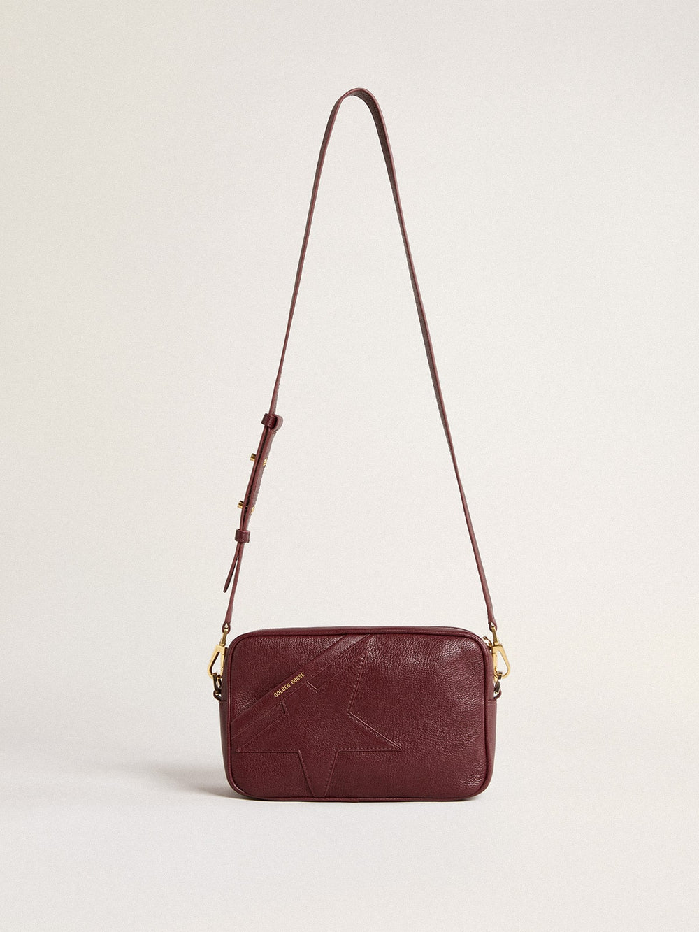 Star Bag in wine-red leather with tone-on-tone star