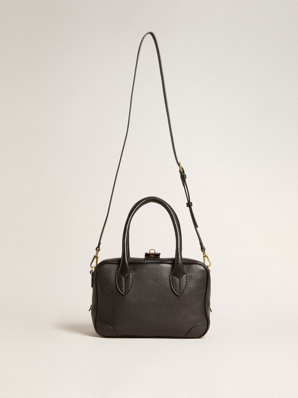 Vita Bag in black sheepskin leather with gold details