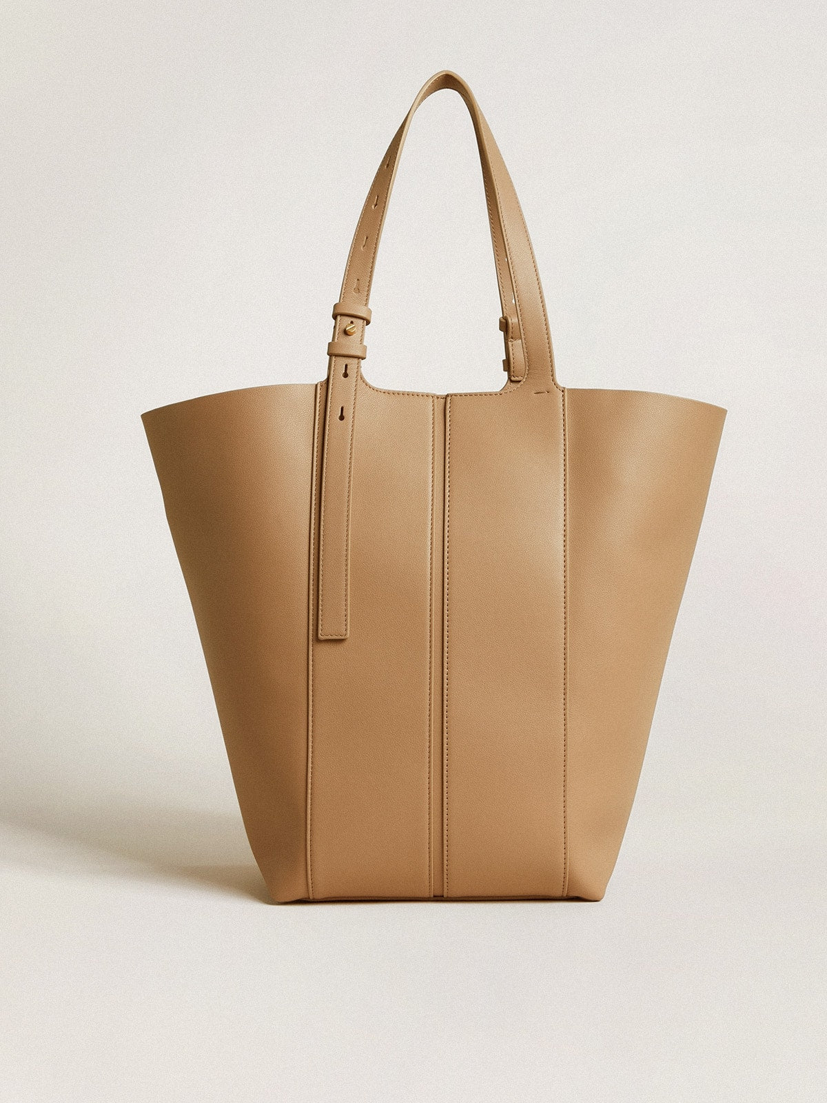 24/7 Bag North South in cappuccino-colored leather with adjustable handles