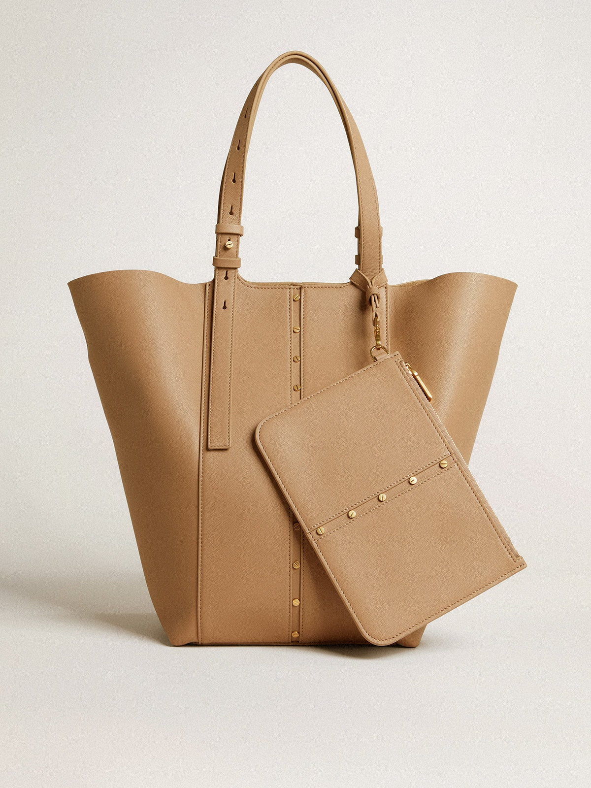 24/7 Bag North South in cappuccino-colored leather with adjustable handles