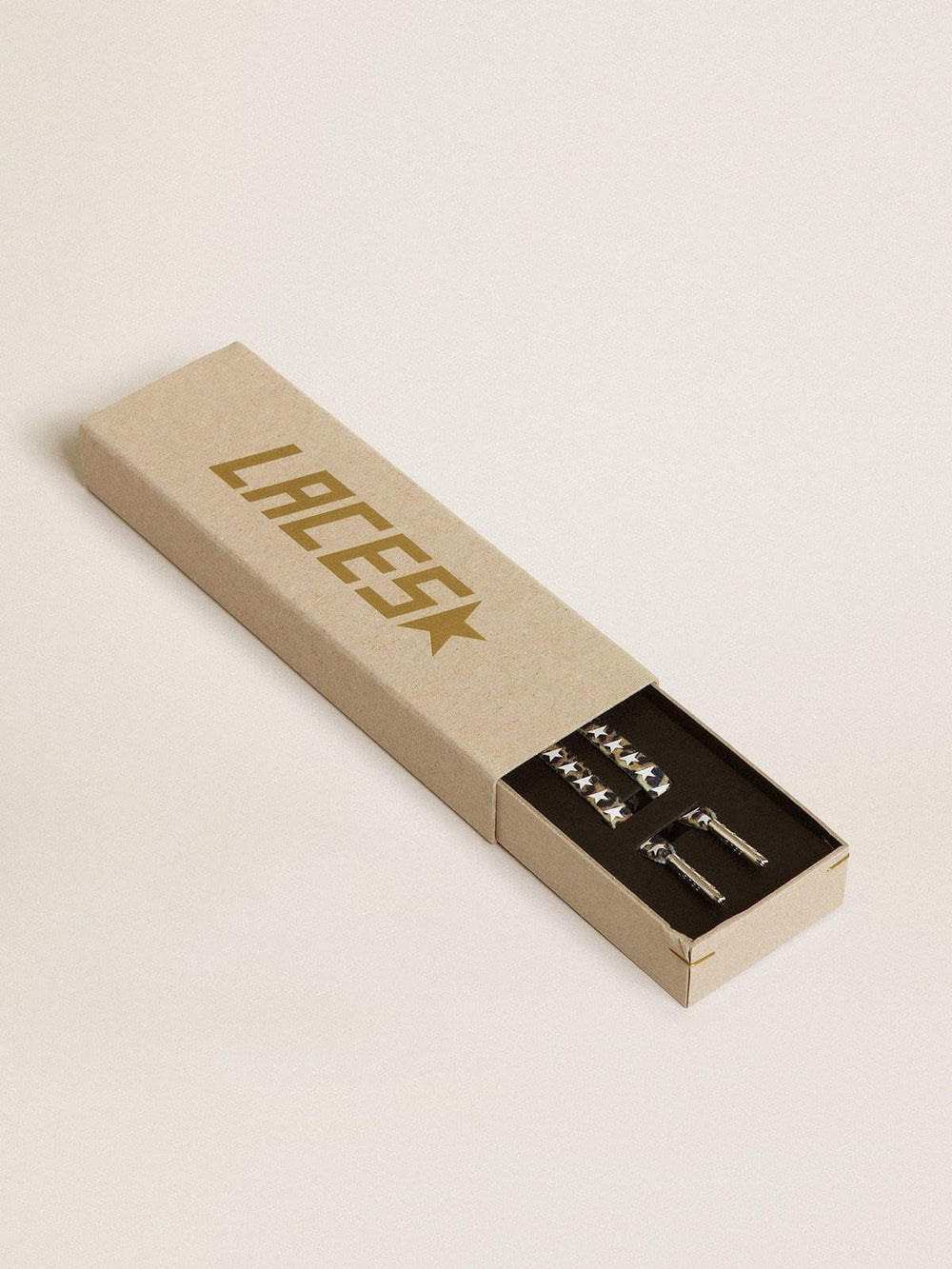 Brown leopard-print laces with contrasting white stars