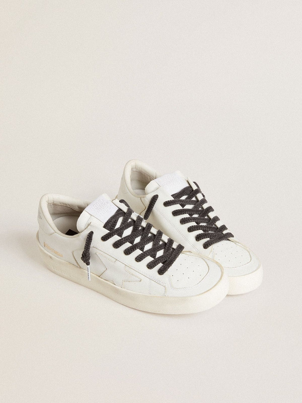 Worn-black cotton laces with logoed aglet