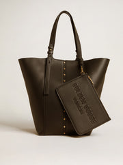 Pouch in black leather with raised logo