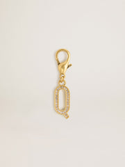 Letter Q charm in gold-colored brass with crystals