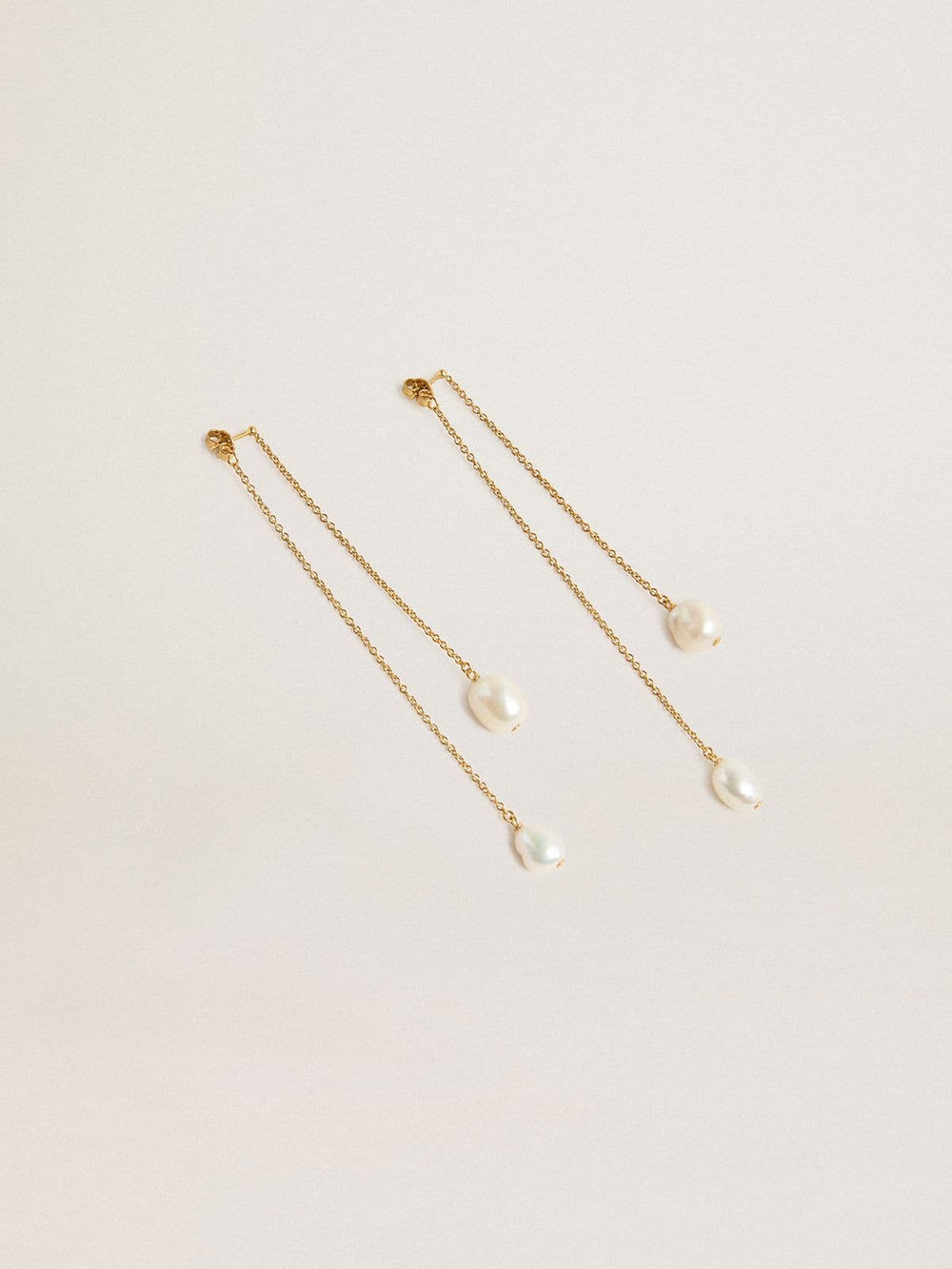 Drop earrings with pearls