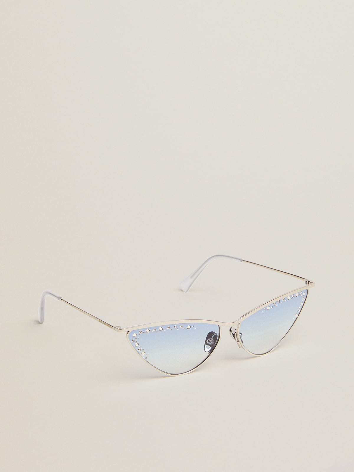 Sunglasses cat-eye style with silver frame and crystals