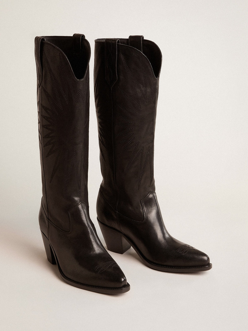 Women's Wish Star boots in black leather with star embroidery