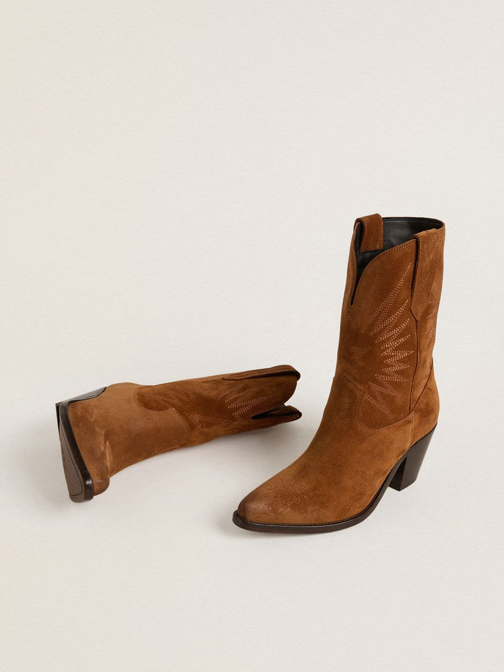 Low Wish Star boots in cognac suede with tone-on-tone embroidered star