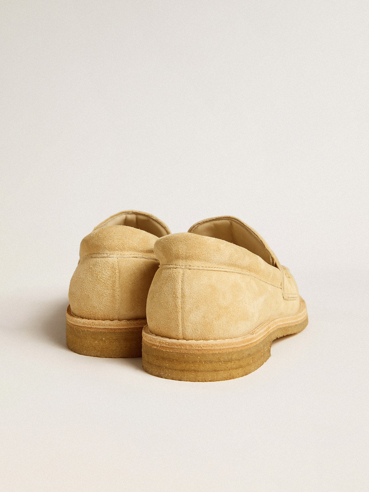 Jerry loafer in ecru waxed suede