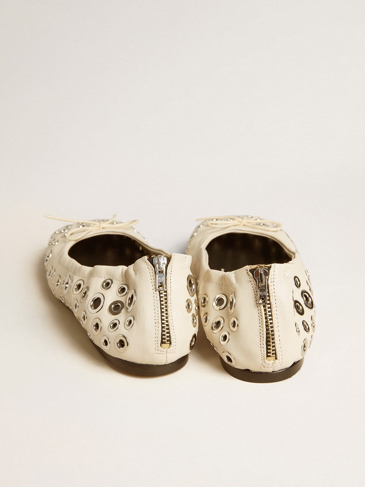 Amy ballet flats in white nappa leather with silver colored studs