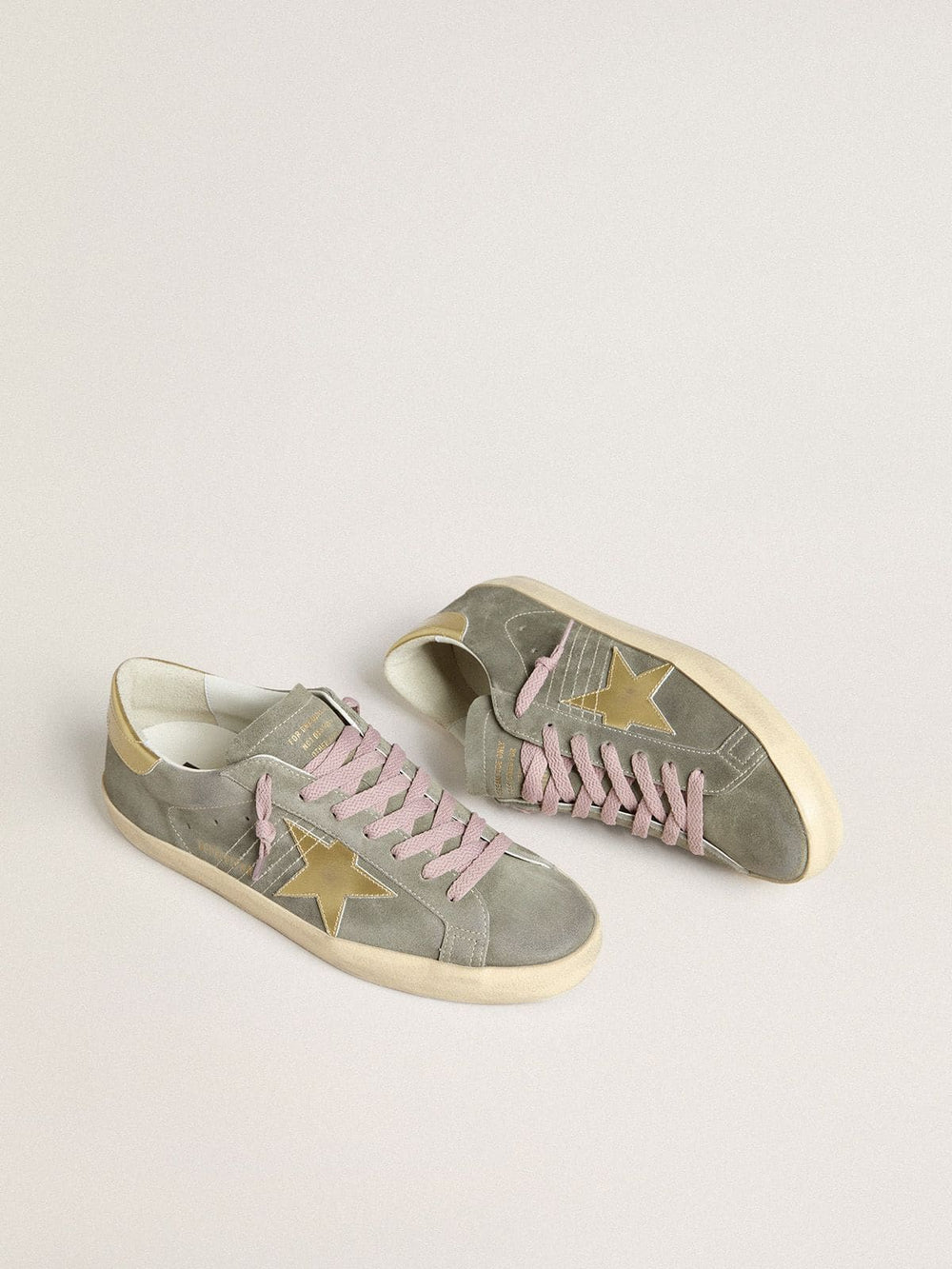 Men's Super-Star in gray suede with gold metallic leather star and heel tab
