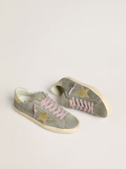 Men's Super-Star in gray suede with gold metallic leather star and heel tab