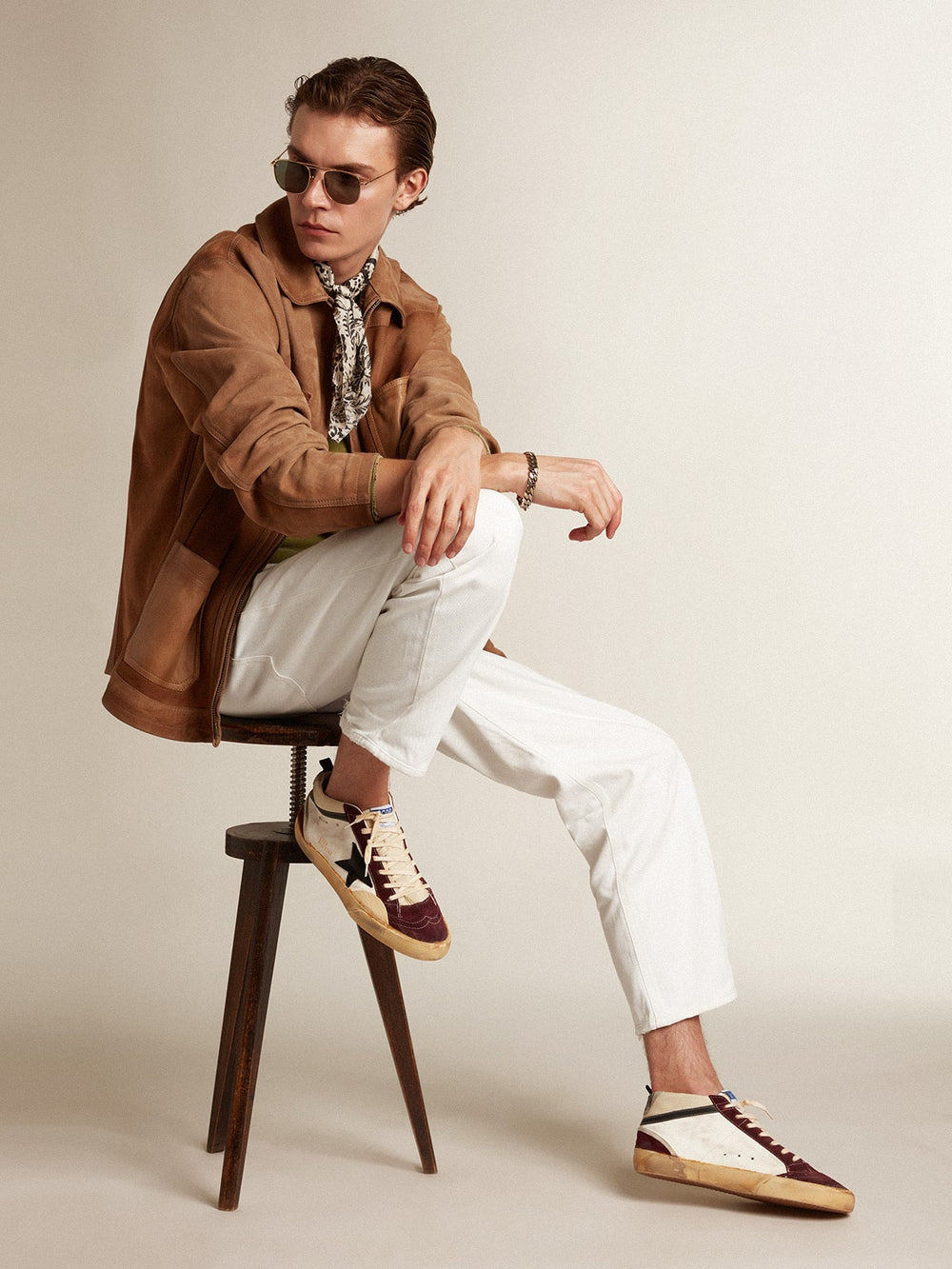 Mid Star in nappa with black suede star and wine-red inserts