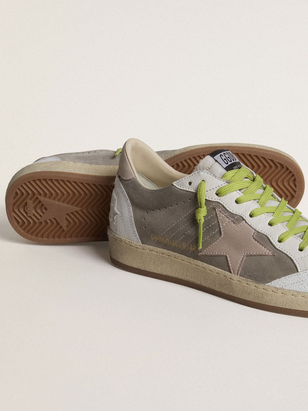 Men’s Ball Star in gray suede with old rose suede star and beige leather heel tab