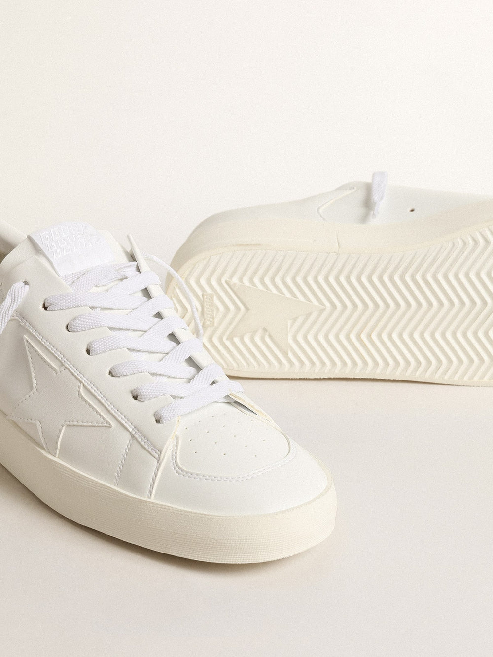 Men’s bio-based Stardan with white star and heel tab