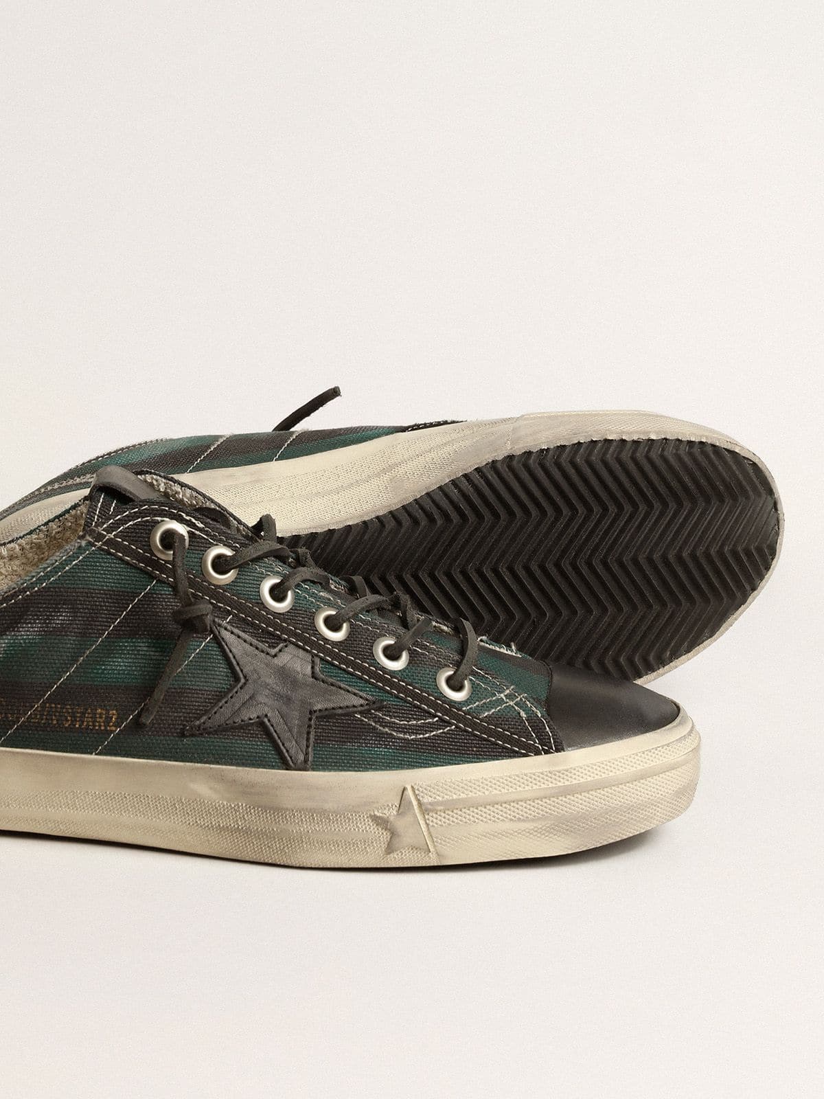 Men's V-Star in black and green striped canvas with black leather star and toe