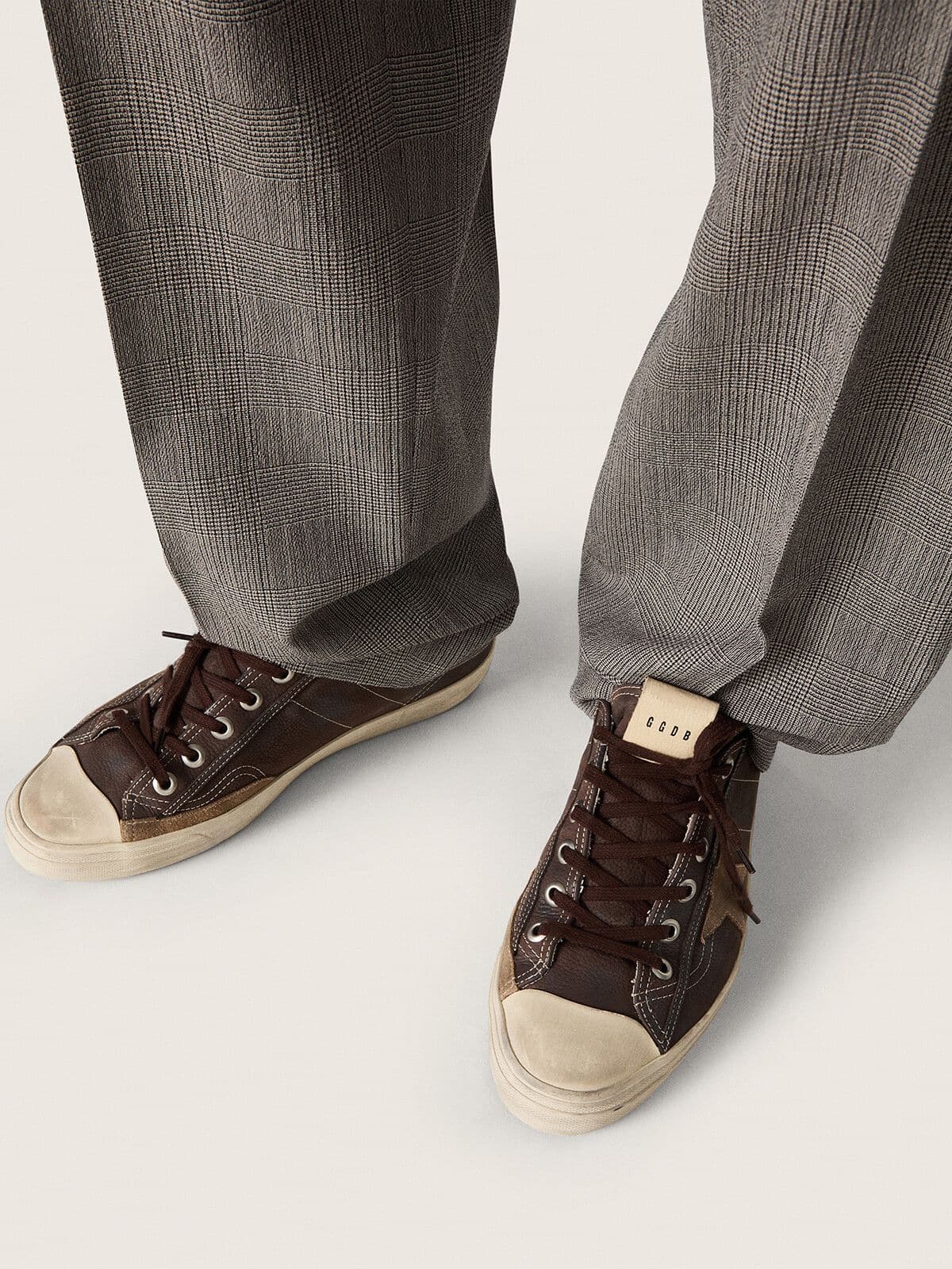 Men's V-Star in brown nubuck with tobacco-colored suede star