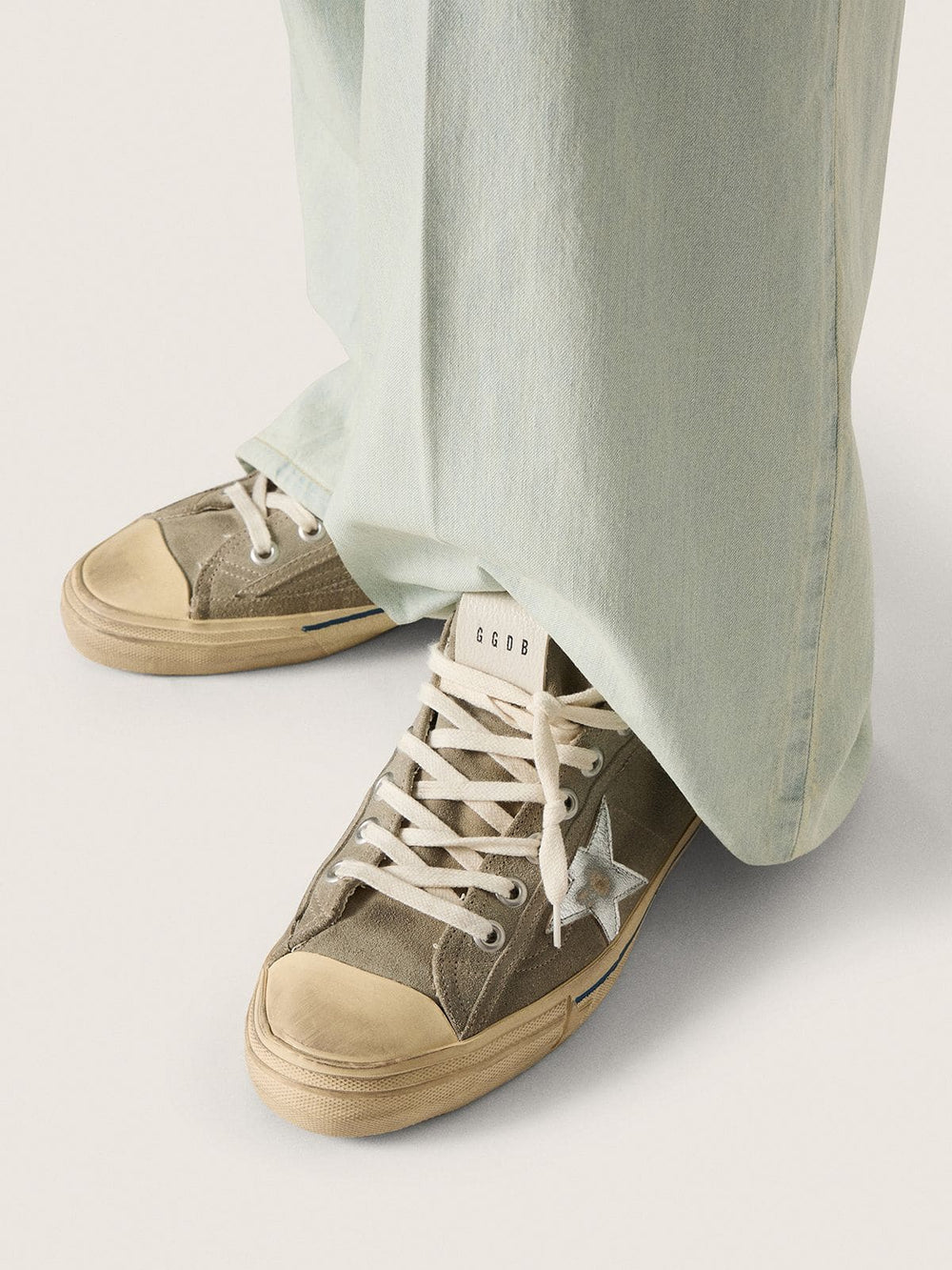 Men's V-Star in dove-gray suede with silver metallic leather star