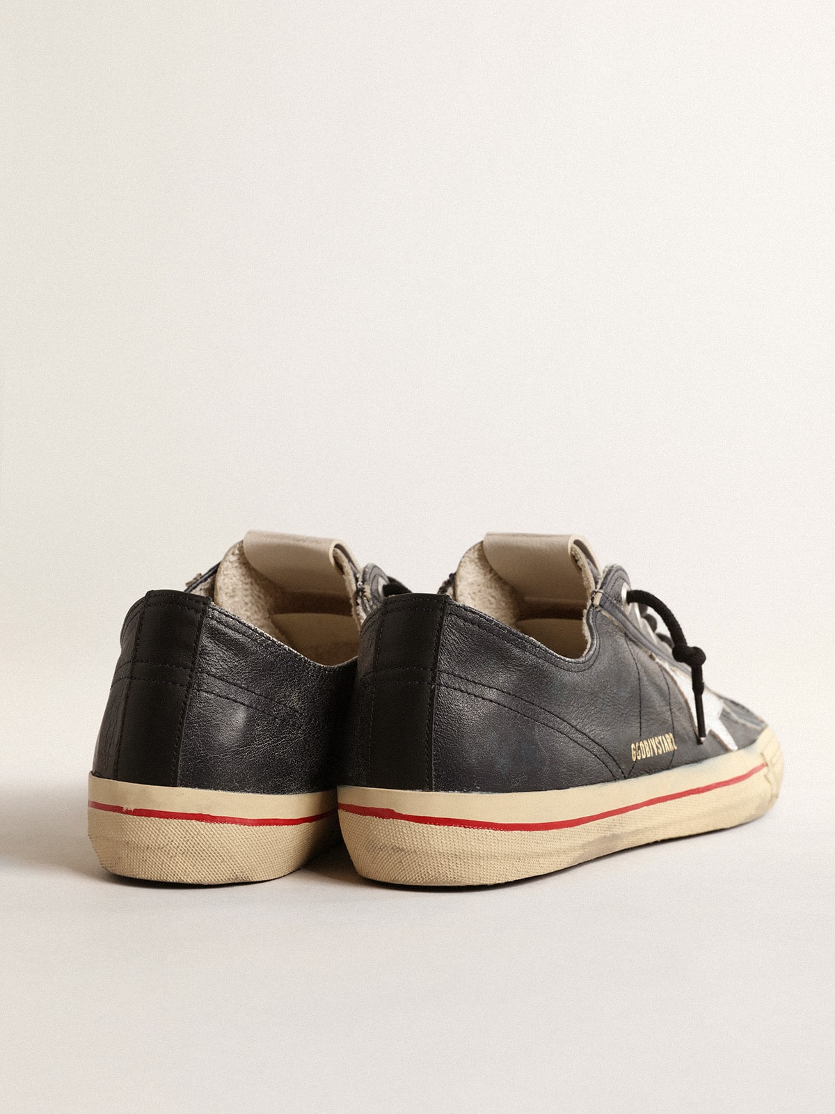 V-Star in blue leather with silver metallic leather star