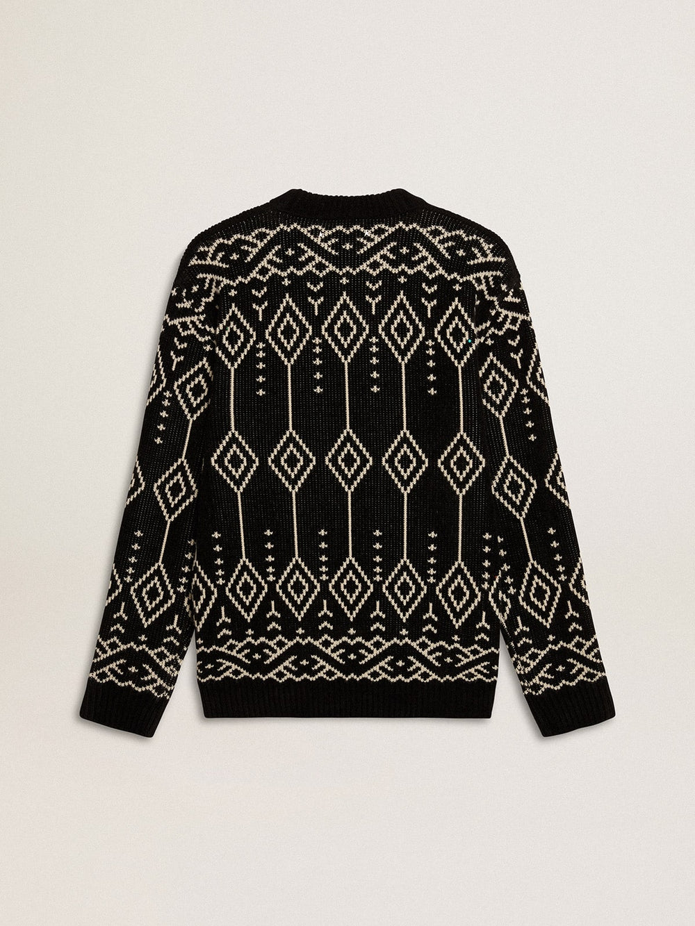 Men’s crew neck wool blend sweater with jacquard argyle design