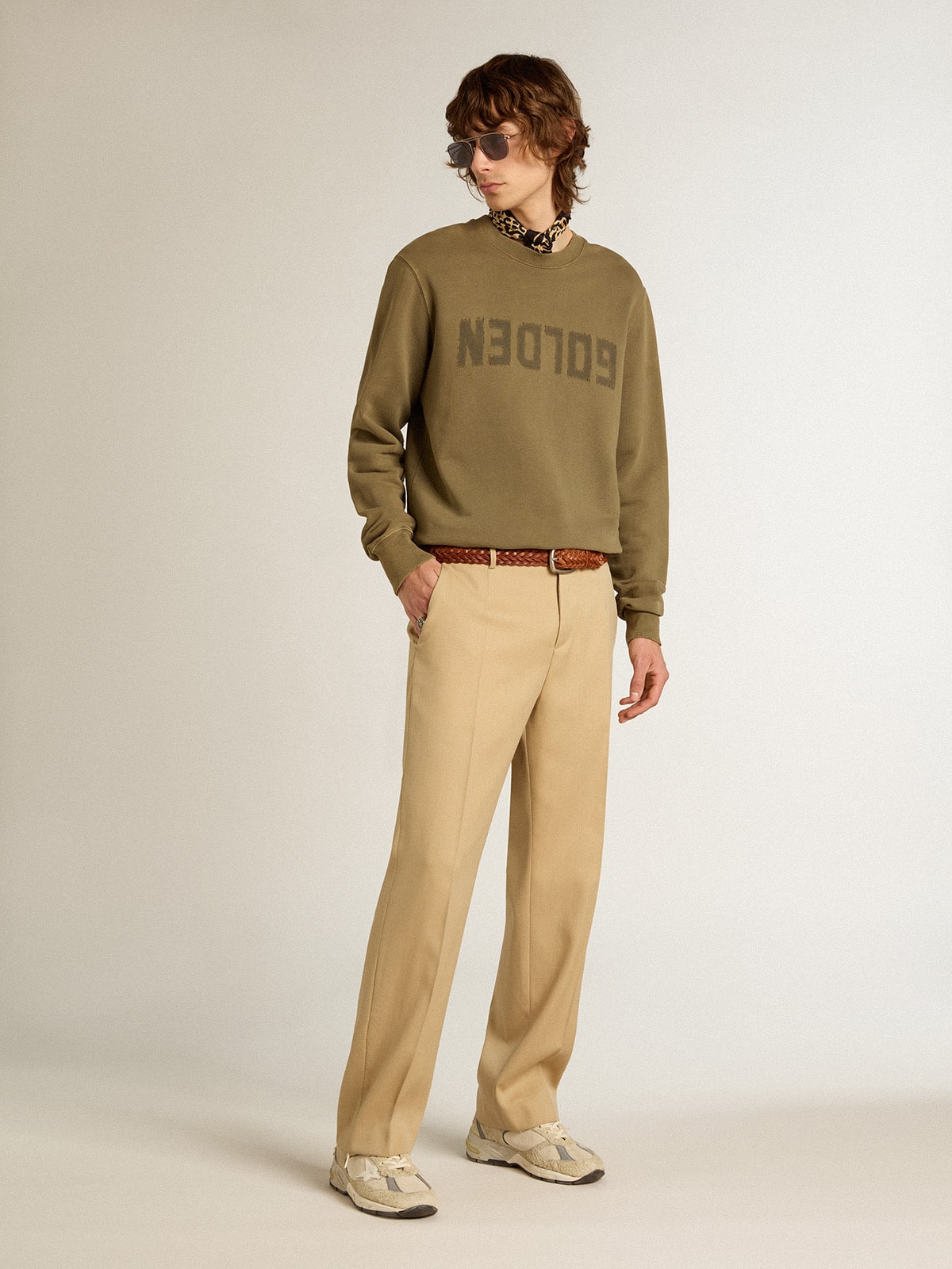 Men's olive green sweatshirt with Golden lettering