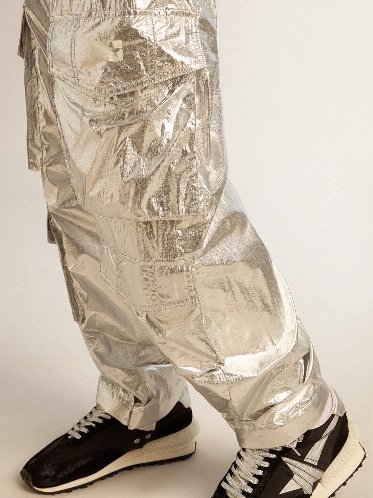 Men's cargo pants in silver technical fabric
