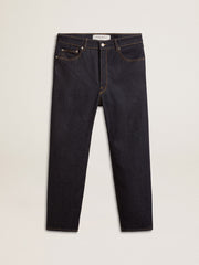 Men’s dark blue jeans in one-wash denim