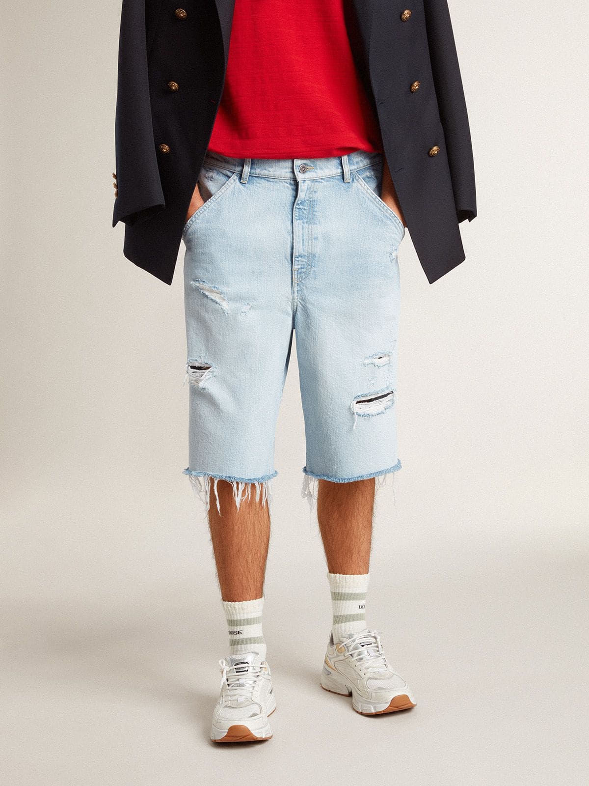 Men's denim Bermuda shorts with lived-in effect