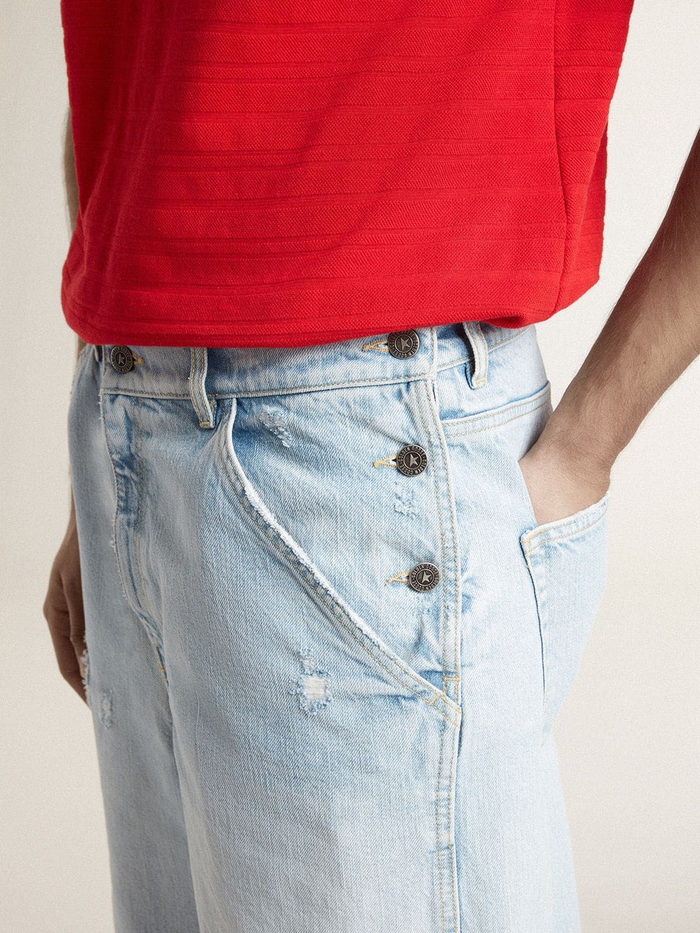 Men's denim Bermuda shorts with lived-in effect