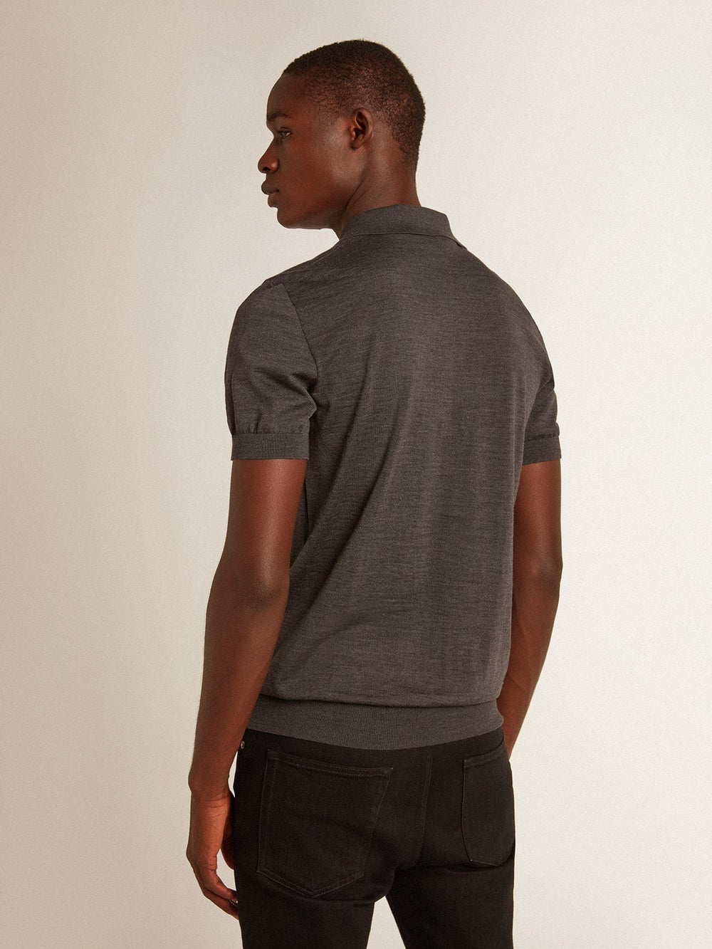 Men’s short-sleeved polo shirt in gray merino wool