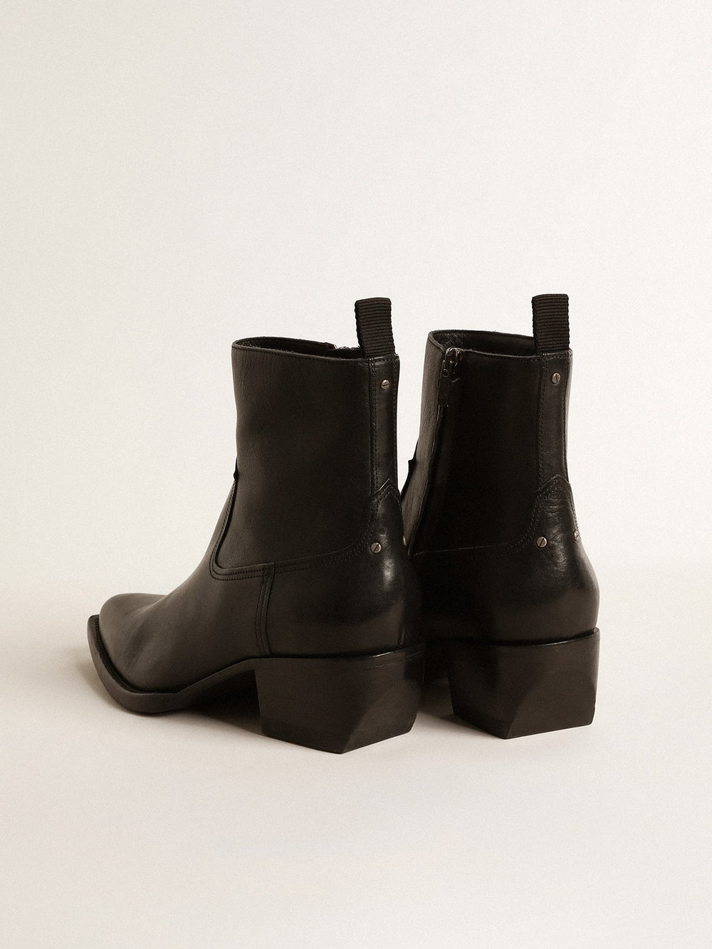 Men’s low Debbie boots in black leather