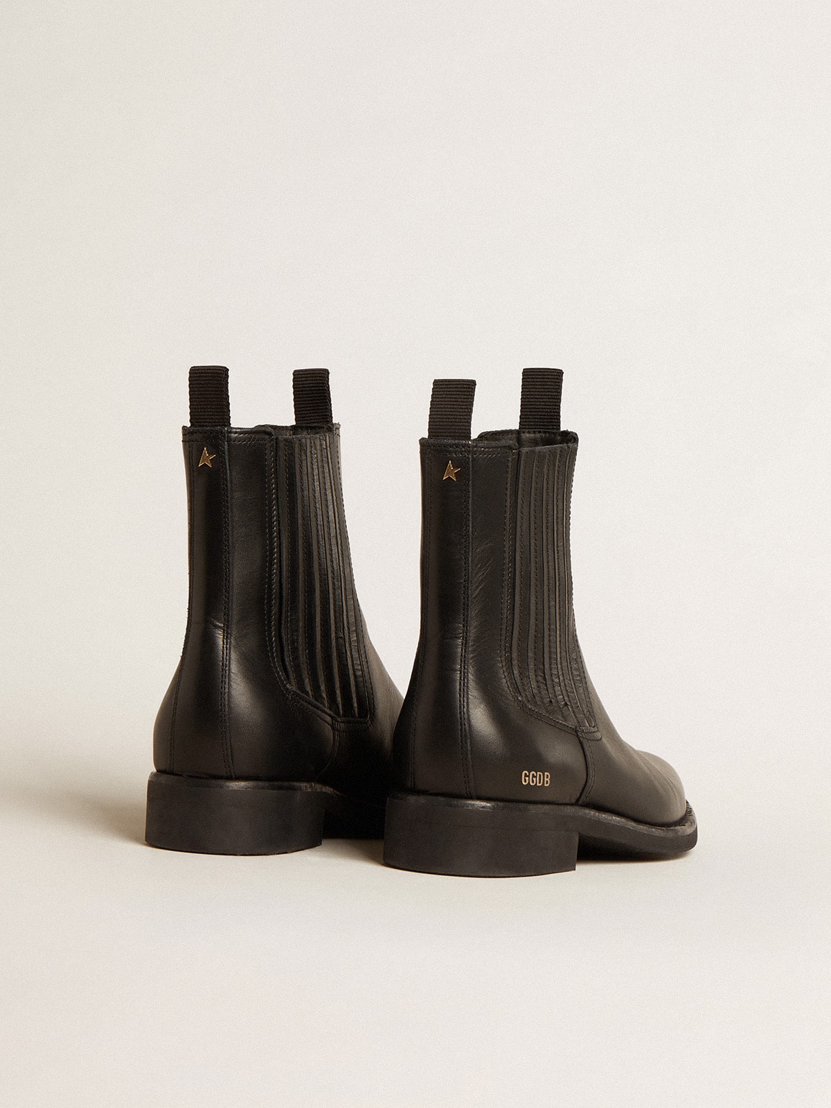 Men’s Chelsea boots in black leather