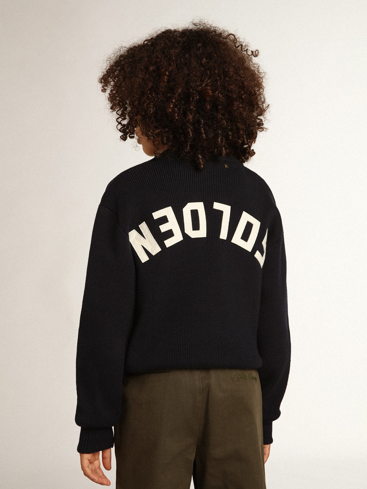 Round-neck sweater in dark blue cotton