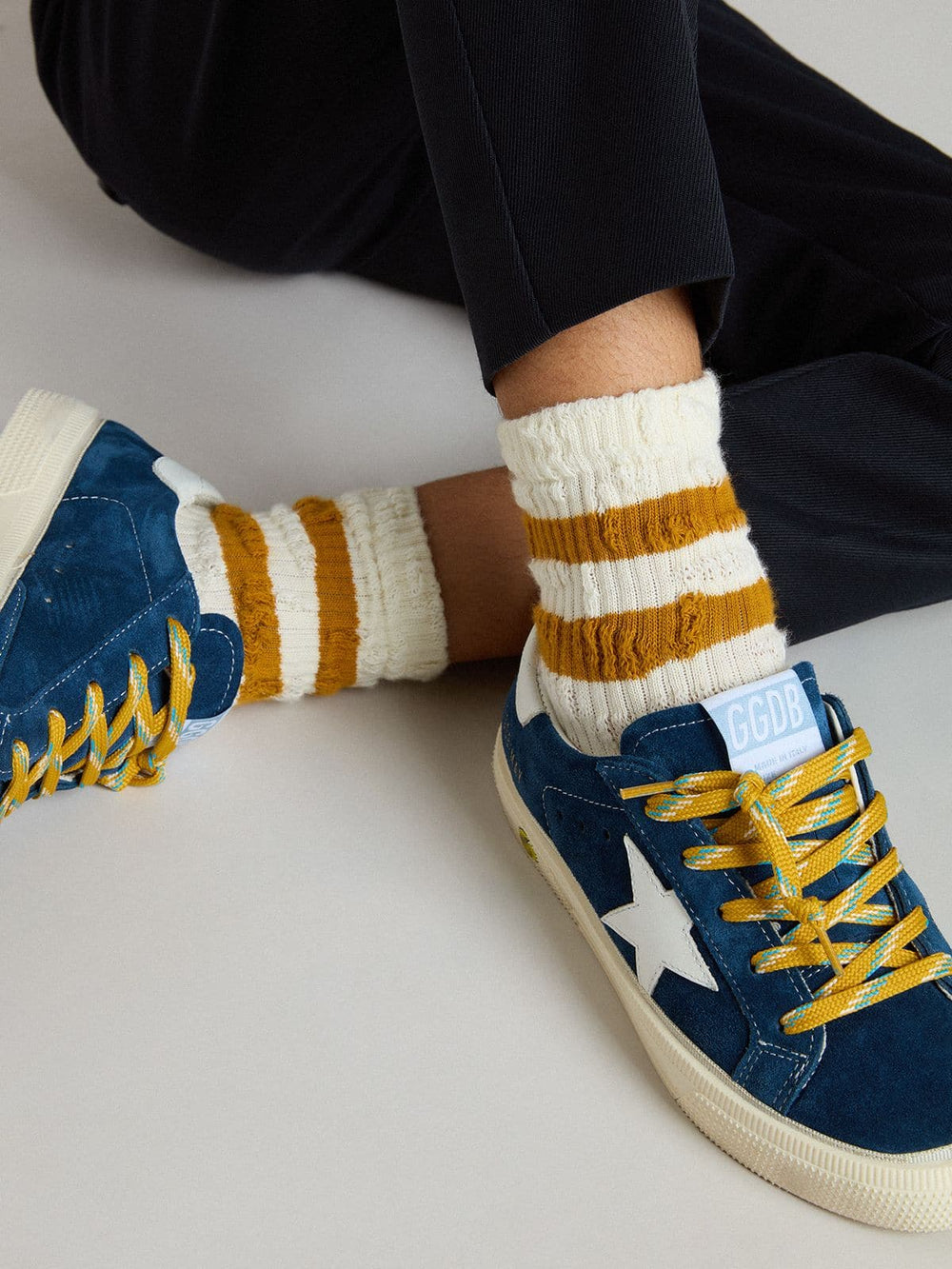 Kids’ white socks with tobacco-colored stripes