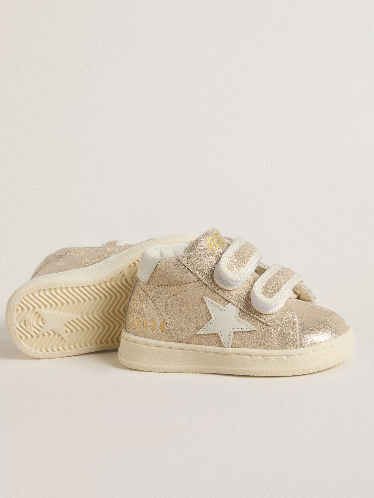 Junior June in sand-colored metallic suede with white leather star and heel tab